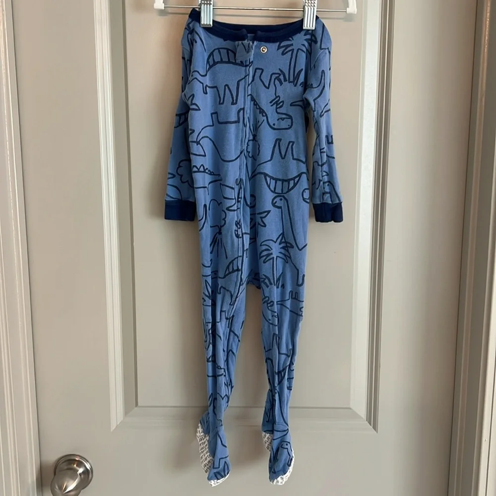 GUC - 4 Pairs Boys Zip Up PJs Pajamas